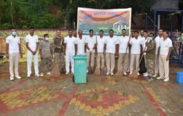 पितृपक्ष मेला को लेकर सीताकुंड में 47 बटालियन सीआरपीएफ ने चलाया स्वच्छता अभियान*